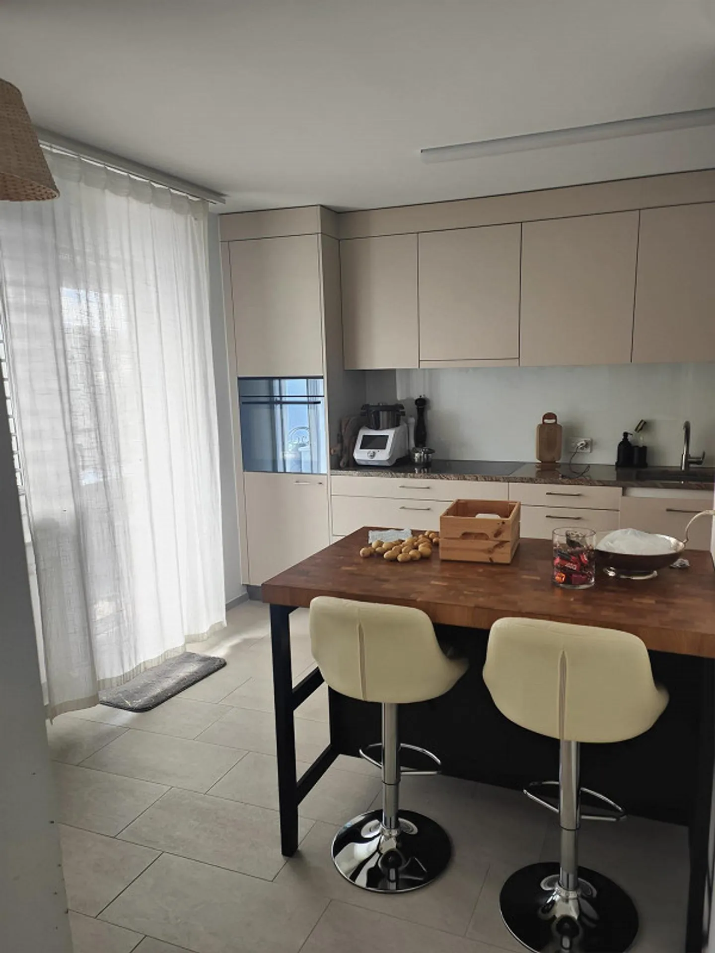 Tolle 5.5 Zimmer Attikawohnung Allschwil mit schöner Aussicht - Foto 4 von 13