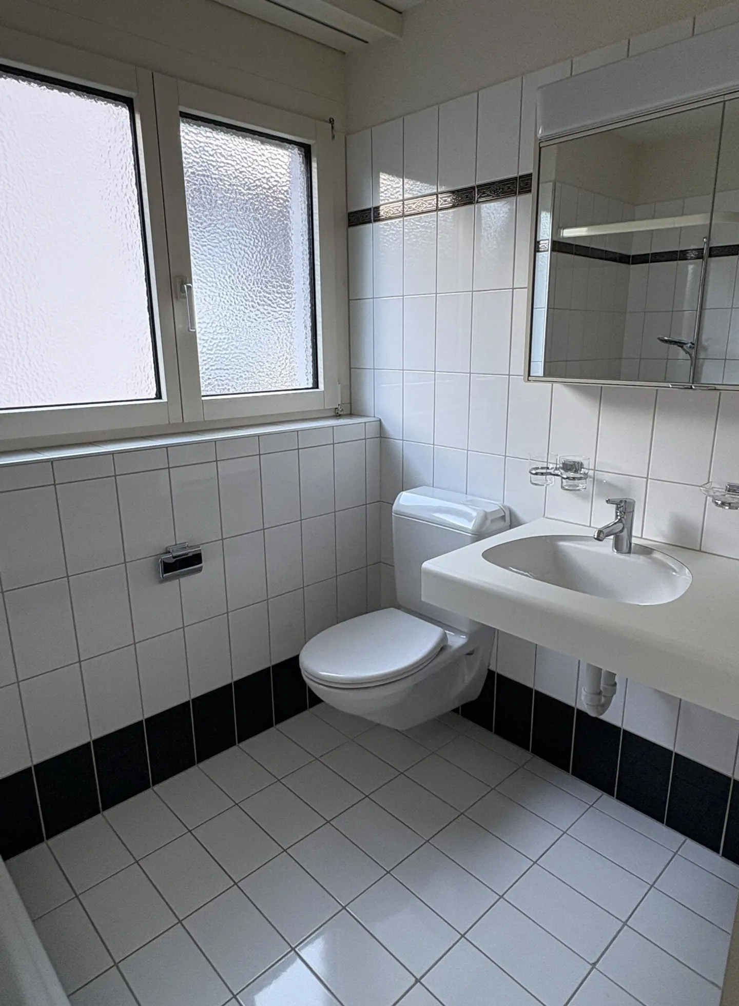 Appartamento 2,5 locali in un bel quartiere residenziale - Foto 5 di 6