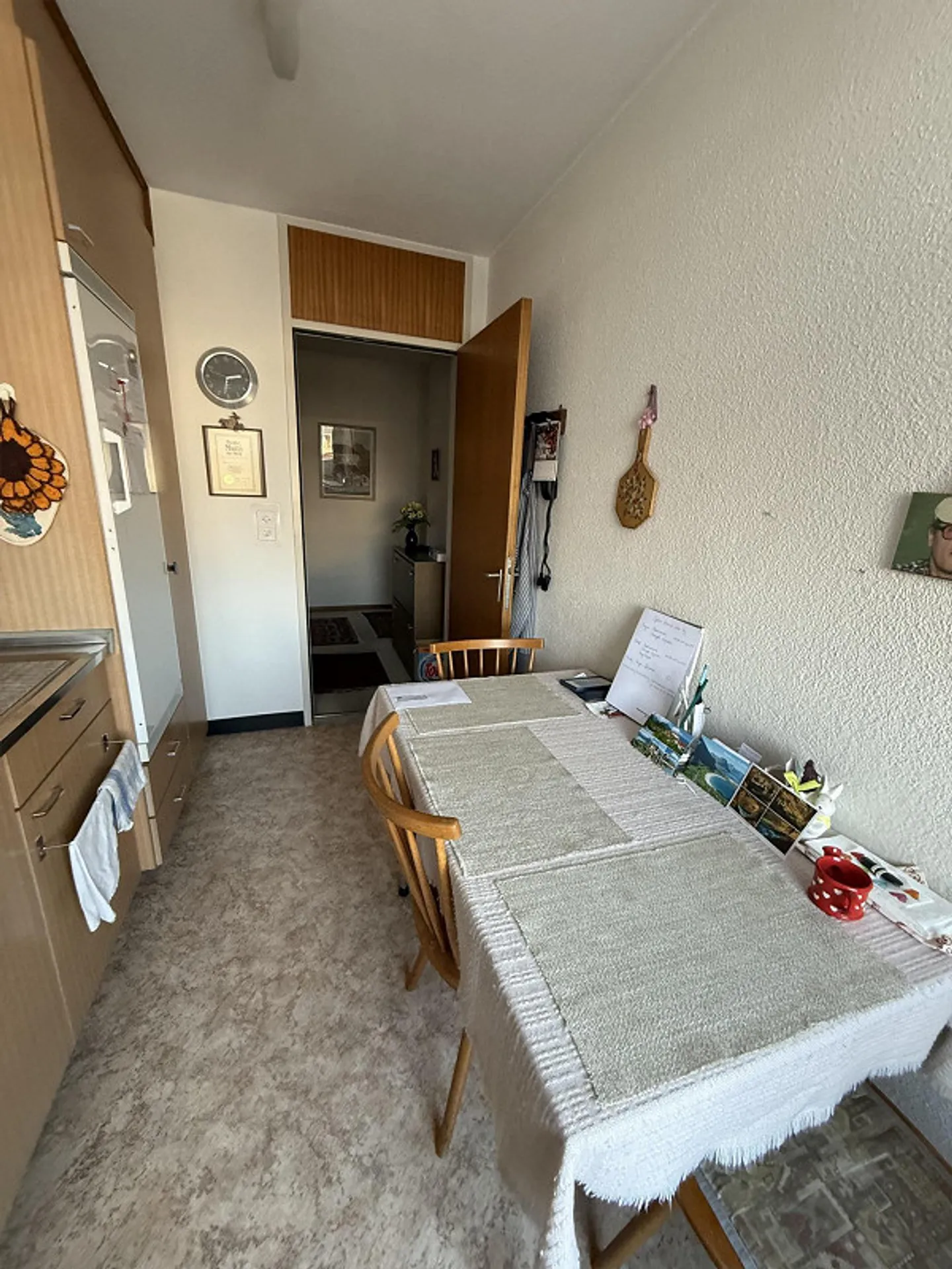 Spacious 4.5 Room Apartment in Kloten - Photo 3 of 7