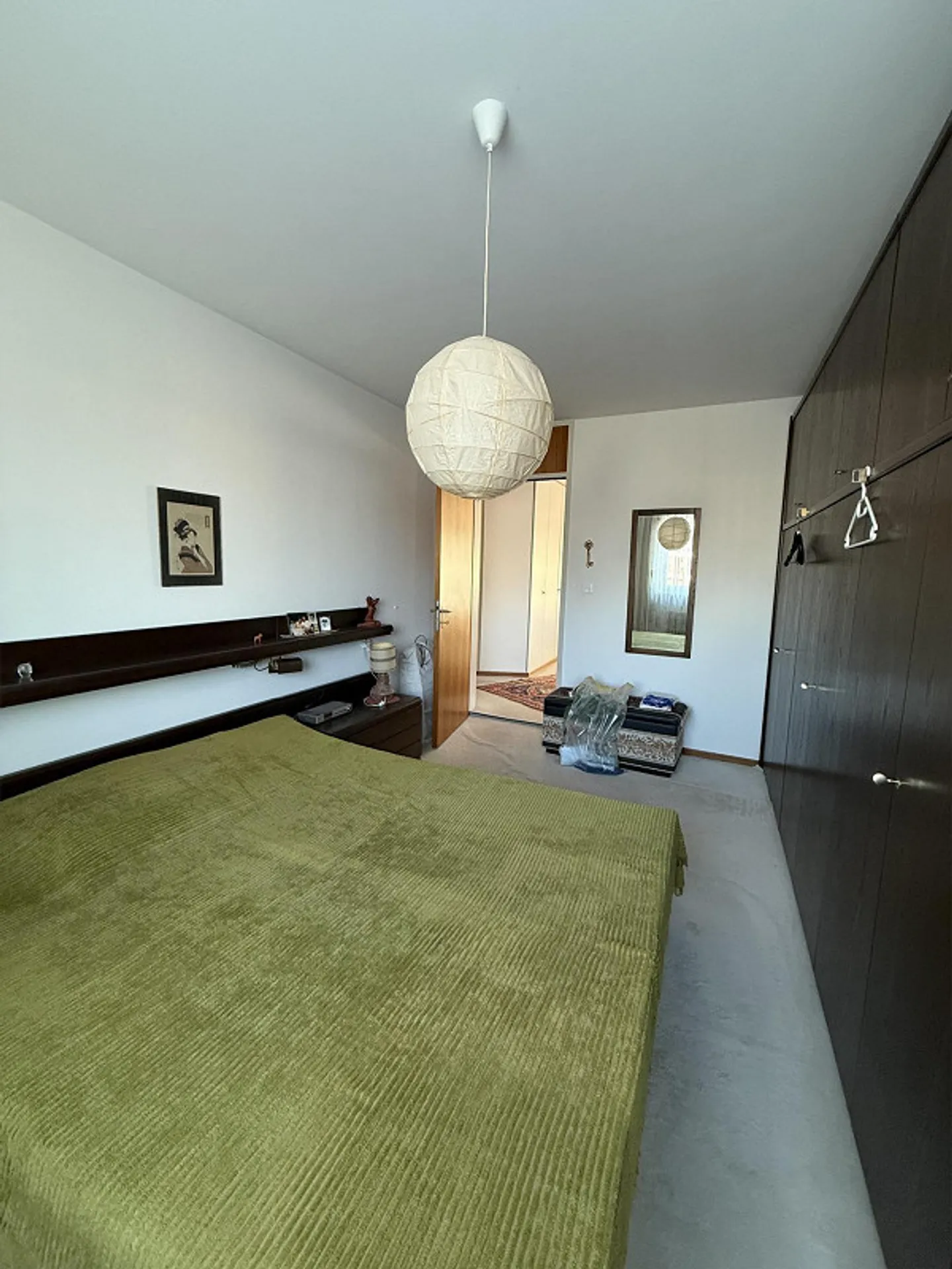 Spacious 4.5 Room Apartment in Kloten - Photo 2 of 7