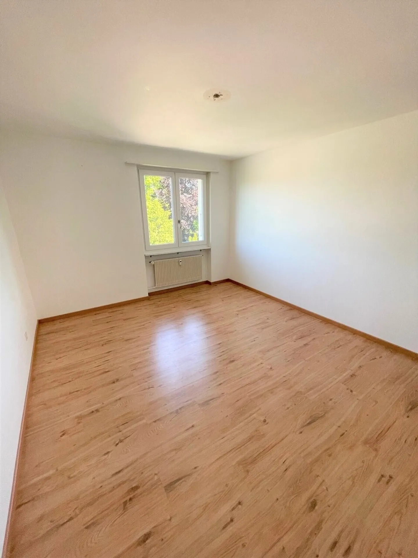 Appartamento 3 locali situato in zona tranquilla a Ipsach - Foto 6 di 8