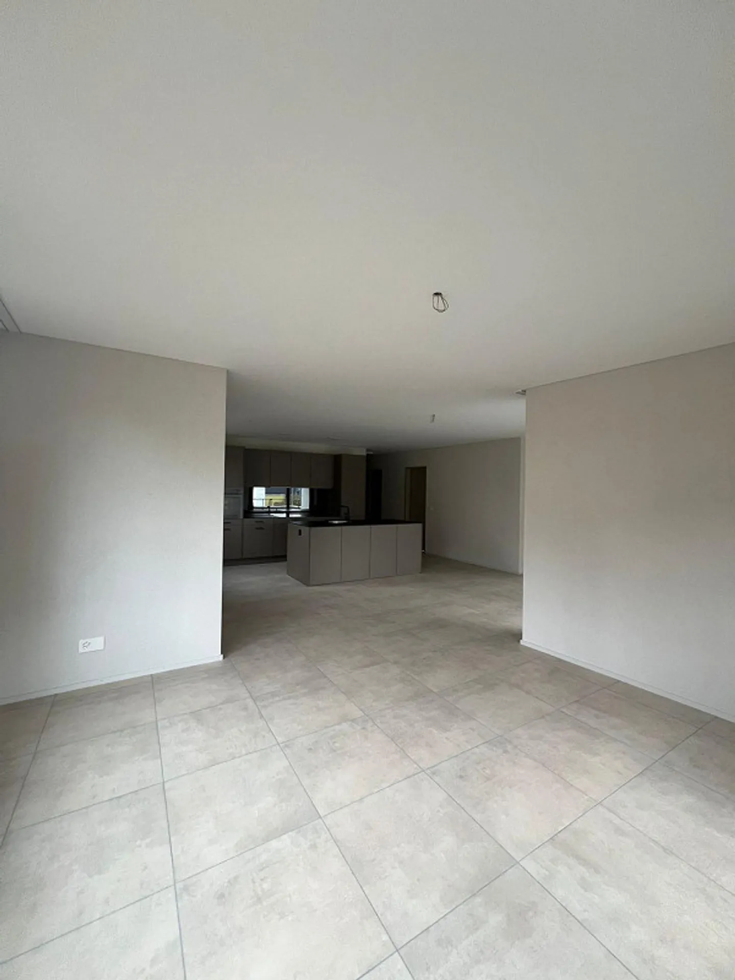 First rental: New apartment in Muri - Photo 3 of 17