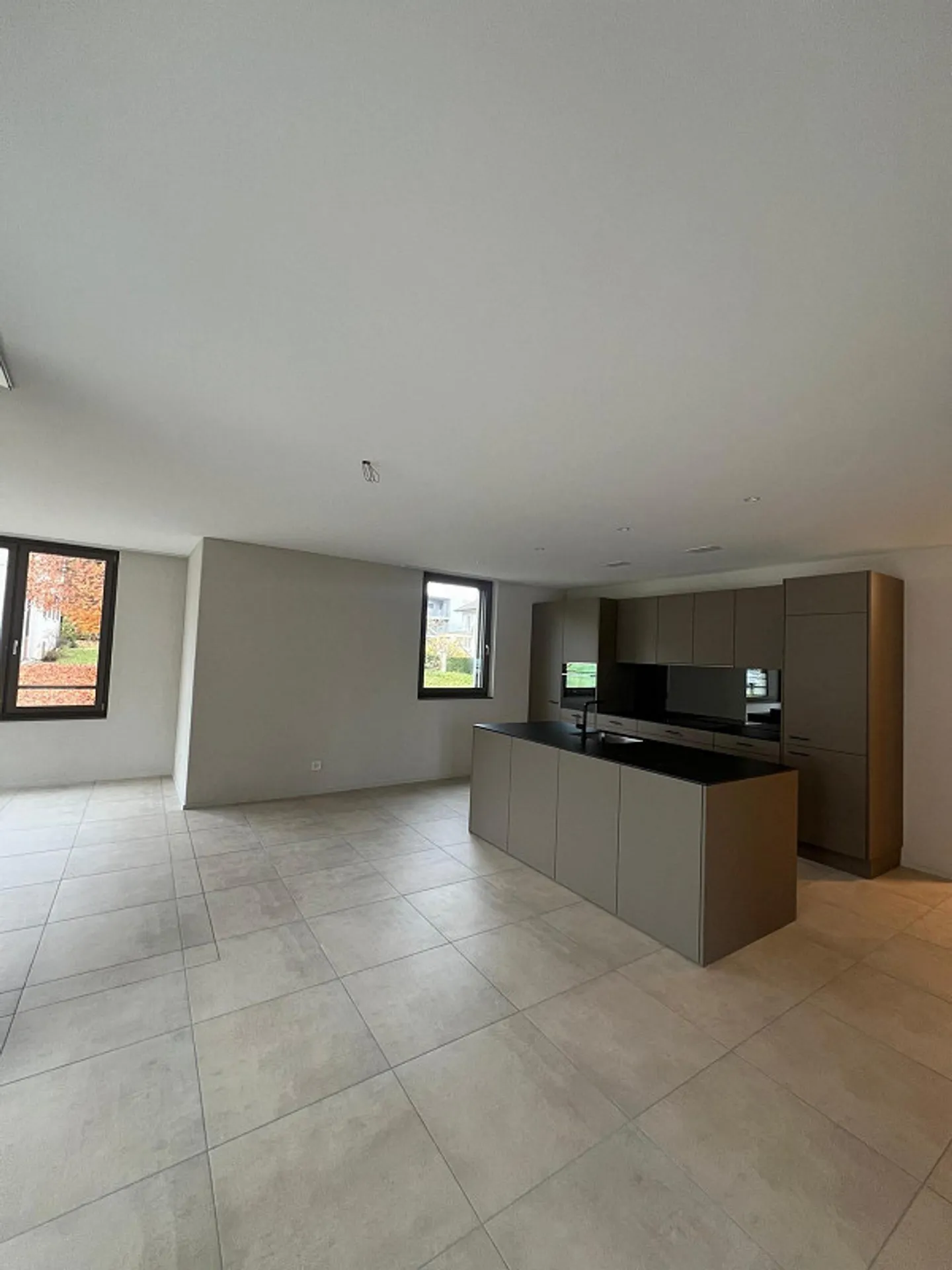 First rental: New apartment in Muri - Photo 4 of 17