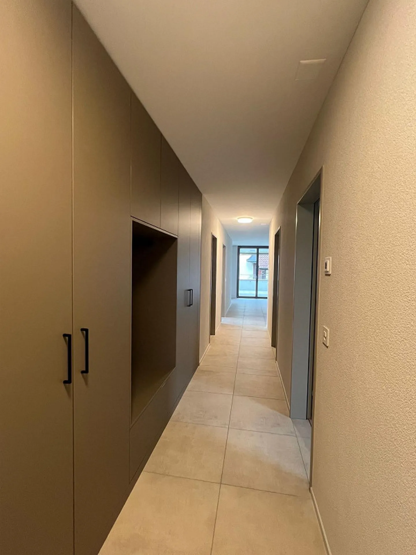 First rental: New apartment in Muri - Photo 8 of 17