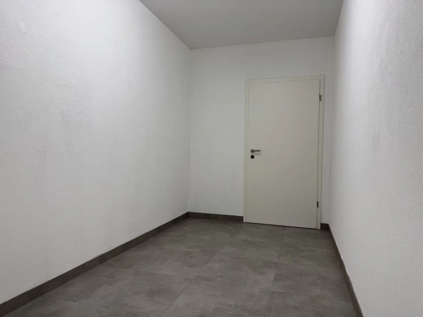 Amministrativo/Ufficio 1.5 stanze 156.35 m2 a Puidoux-Gare - Foto 2 di 12