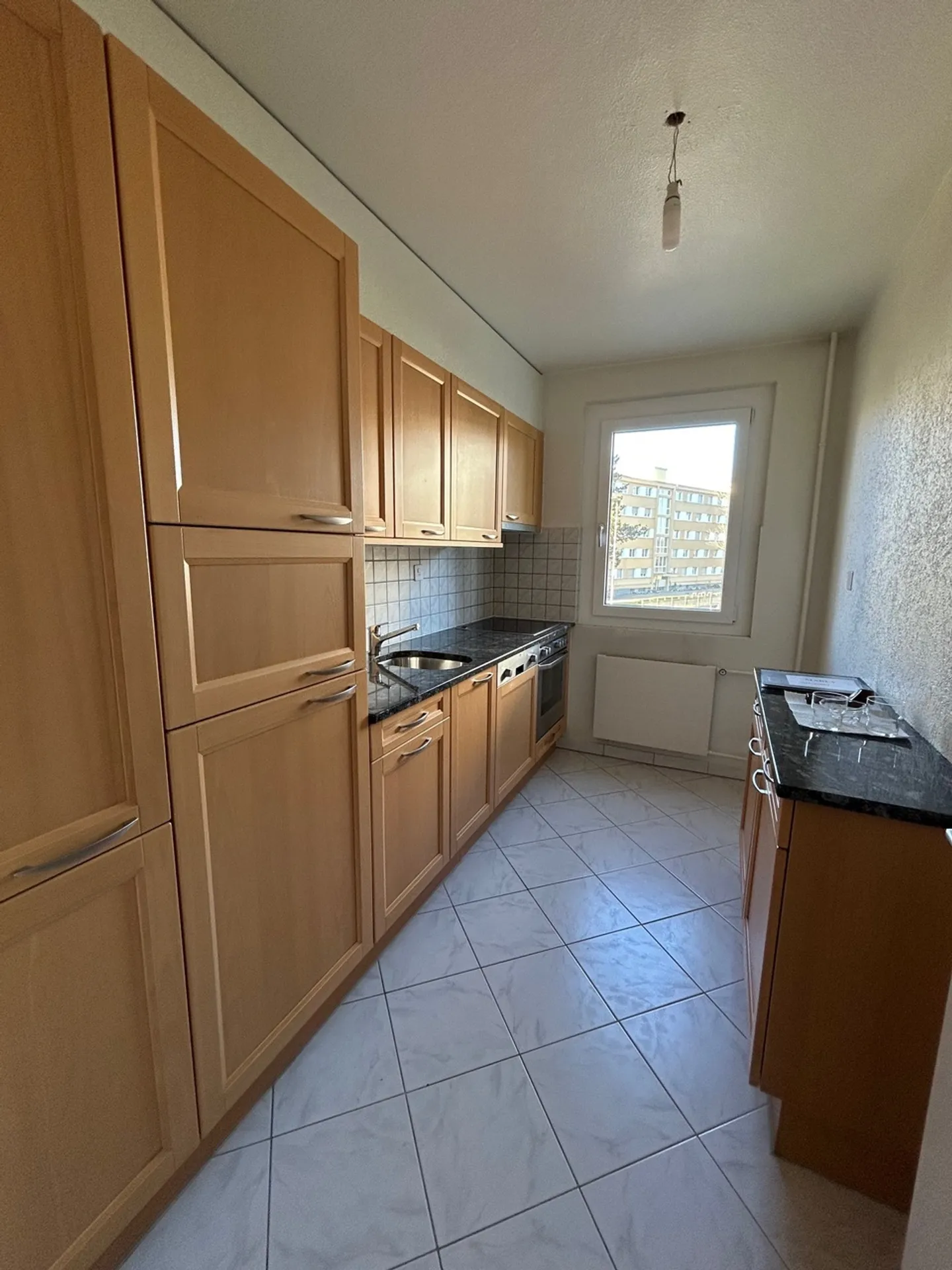 In vendita appartamento di 3,5 locali vicino a tutti i servizi - Foto 3 di 6