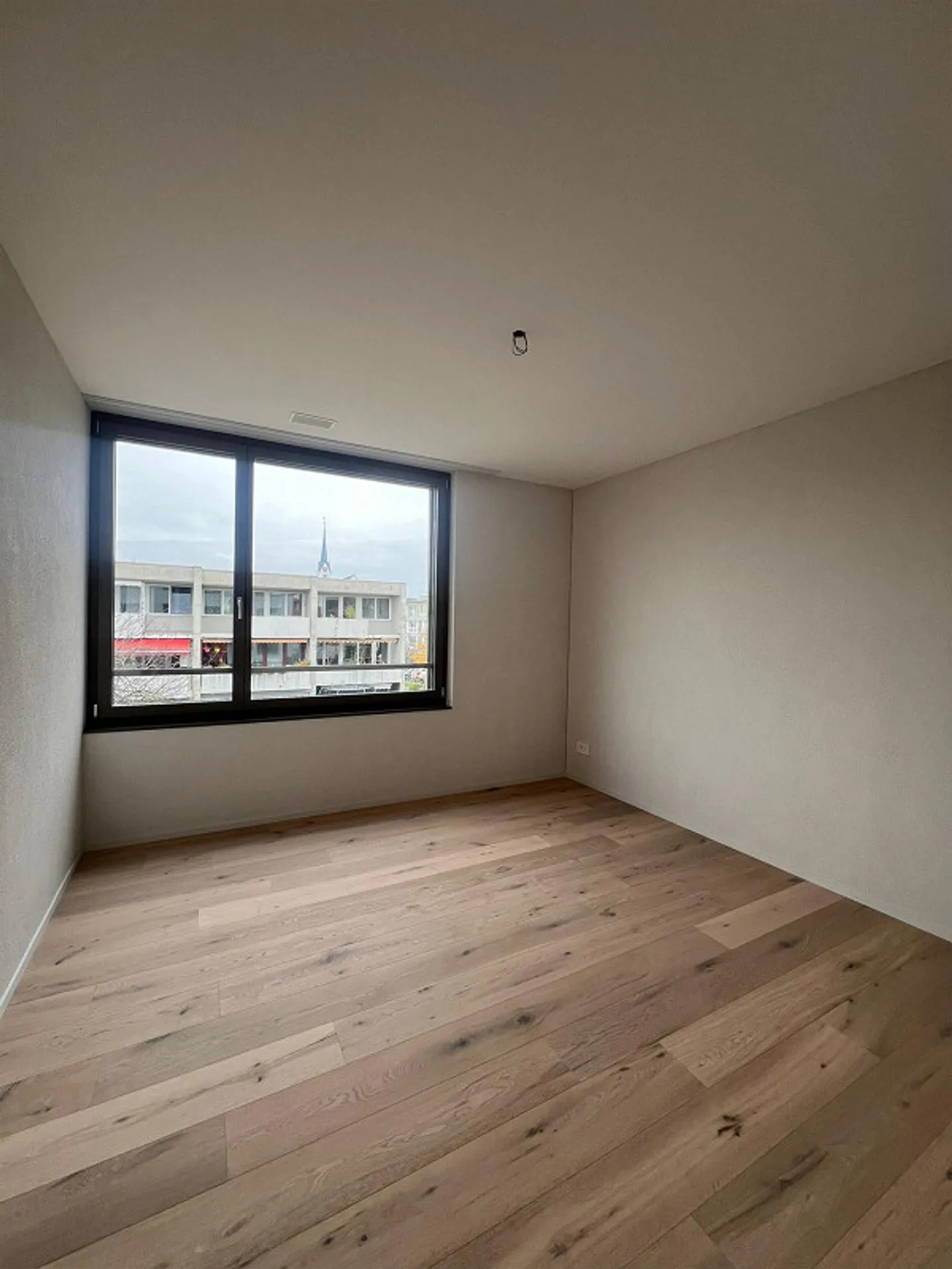 First rental: New apartment in Muri - Photo 12 of 17