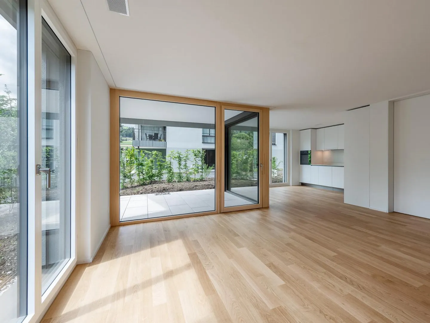 Modern 2.5-room apartment in Reinach AG from 01.03.2026 - Photo 1 of 4