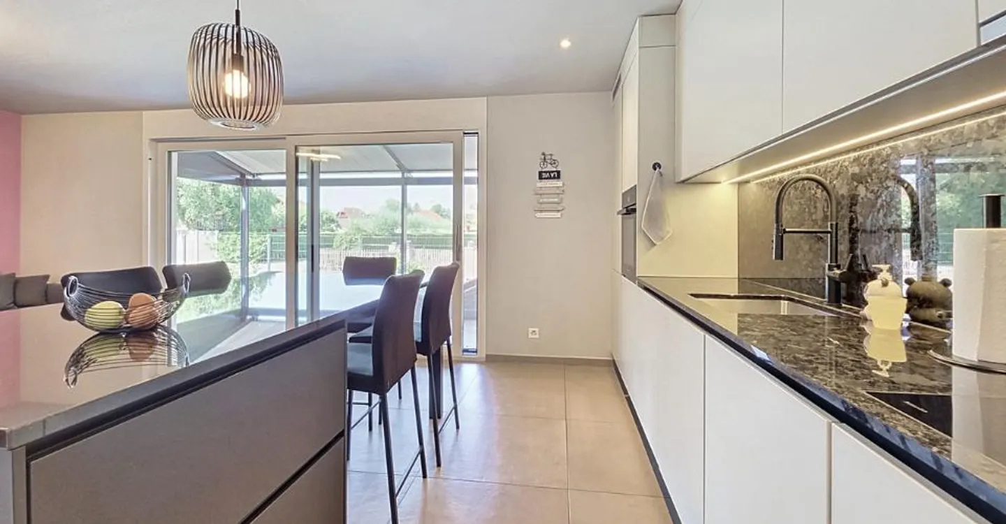 Stunning Family Villa in Portalban - Photo 11 of 12