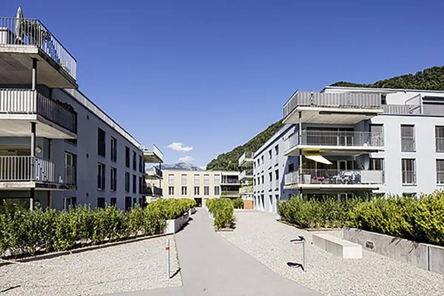 Erdgeschosswohnung mittem im Grünen - Foto 1 von 5