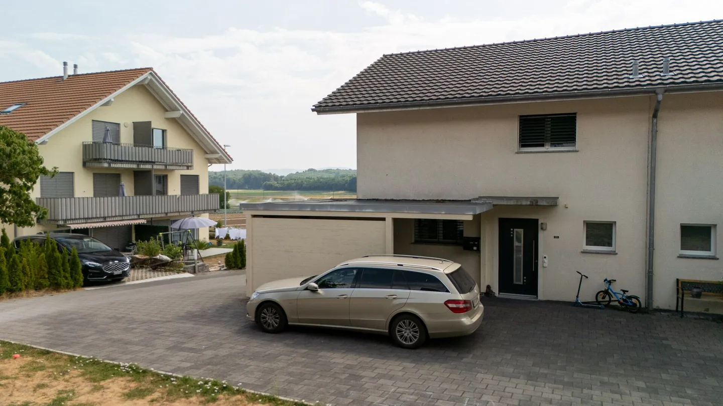 Maison semi-détachée de 5,5 pièces avec vue - Photo 1 sur 11