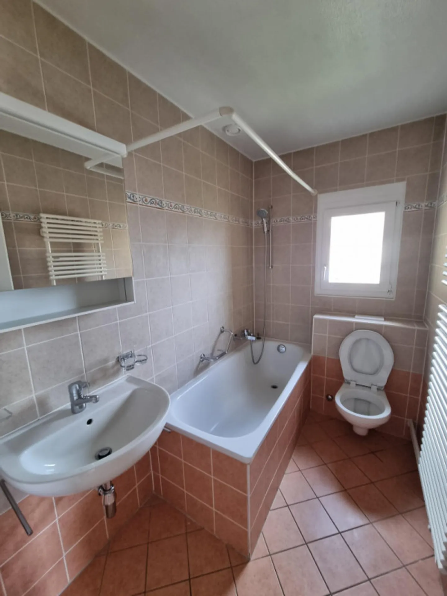 2 pièces au 4ème étage - Rue Sablon 27 à Morges - Photo 5 sur 6