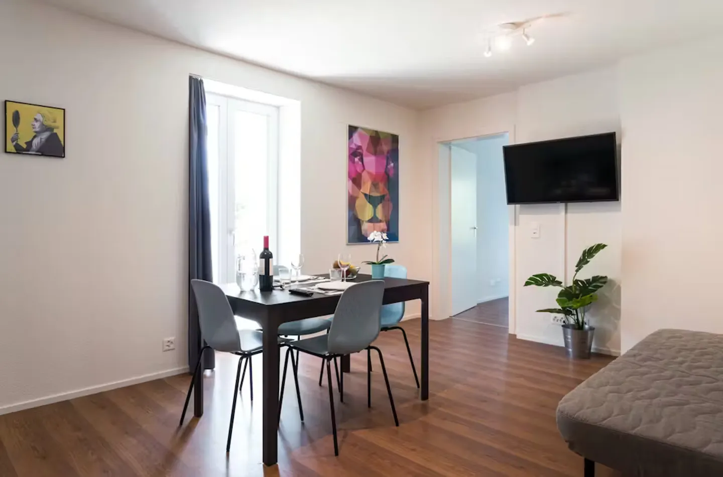 Modernes Apartment in Zürich - Foto 1 von 10