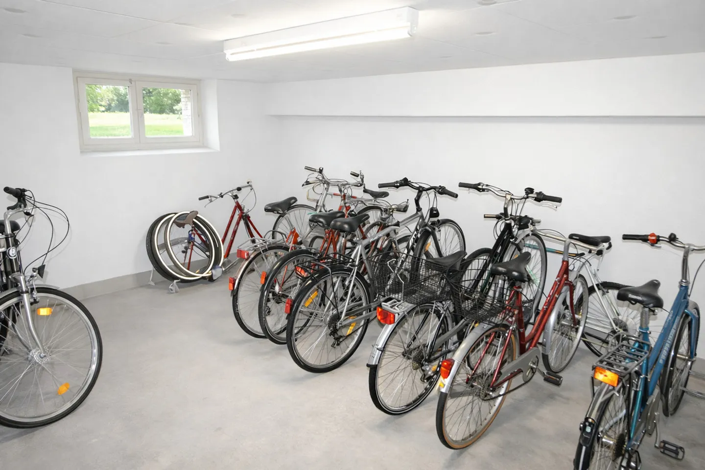 3.5 Pièces Rez-de-chaussée - Quartier Résidentiel Urbain - Photo 9 sur 10