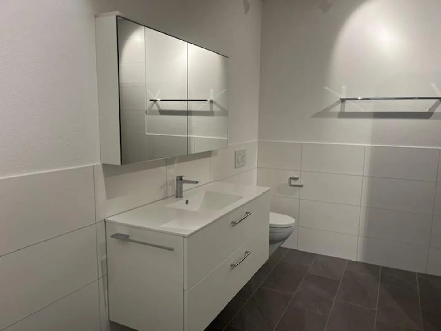 Première occupation ! Appartement neuf de 4,5 pièces de haute qualité à Weinfelden - Photo 9 sur 12