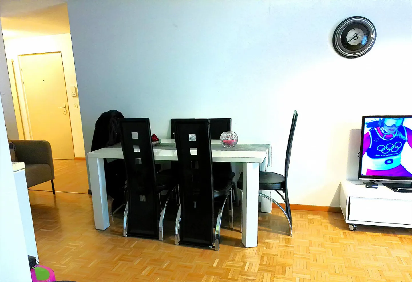 Appartement 2½ pièces confortable avec coin jardin - Photo 7 sur 14