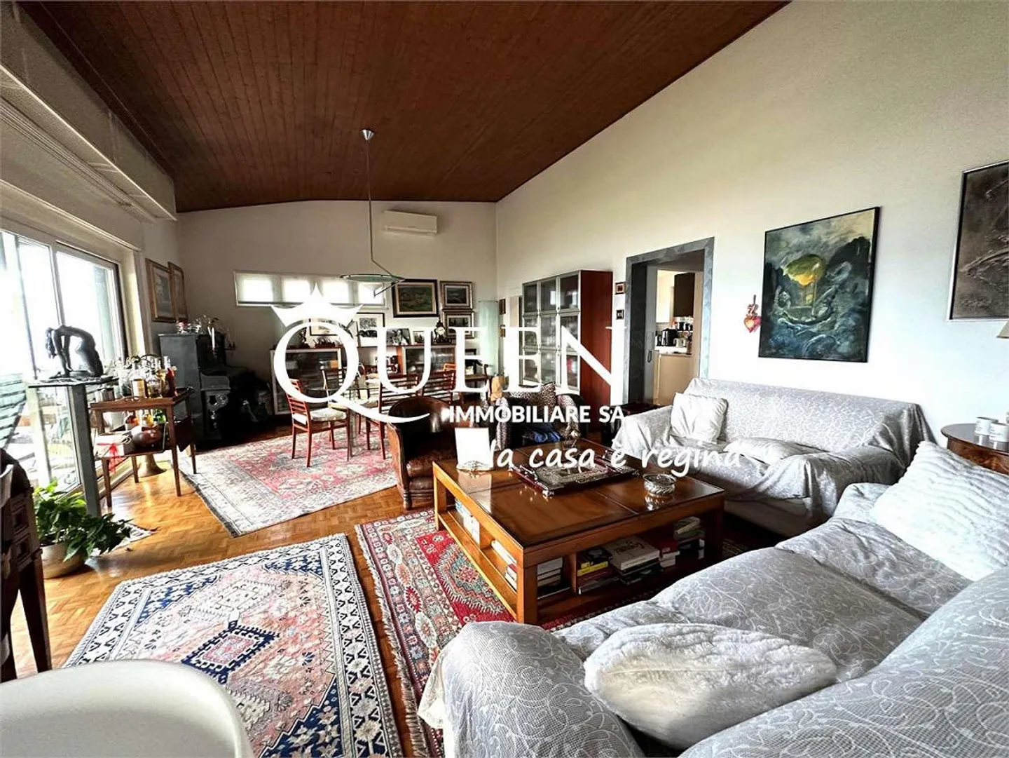 Vacallo: Villa 5.5 Zimmer, 260 qm, großes Grundstück, dominante Lage - Foto 3 von 13