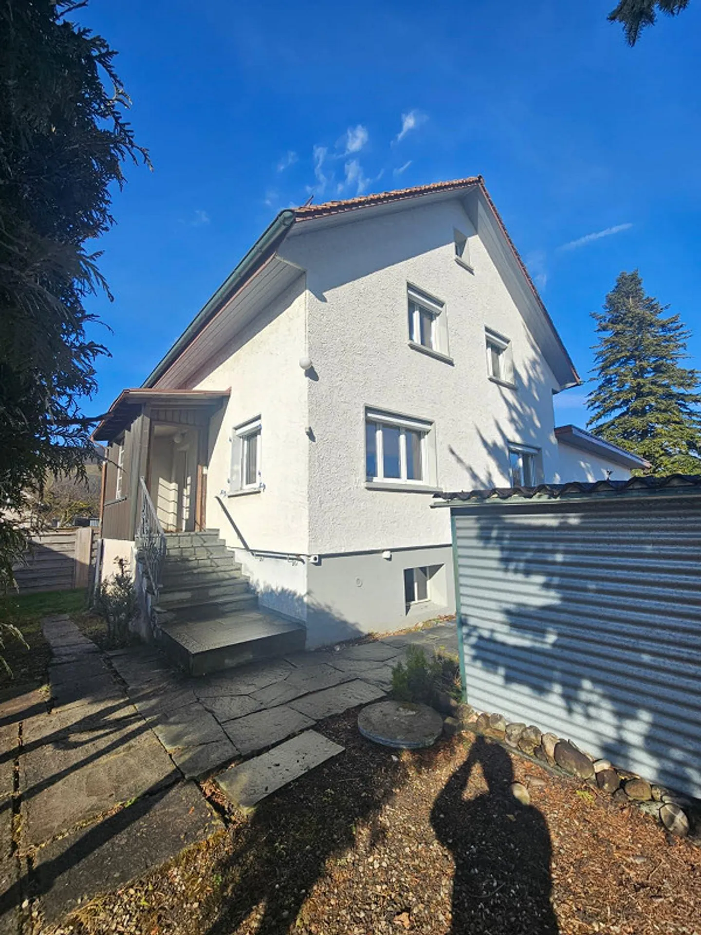 5.5-Room House with Versatile Extension and Garden - Photo 3 of 27