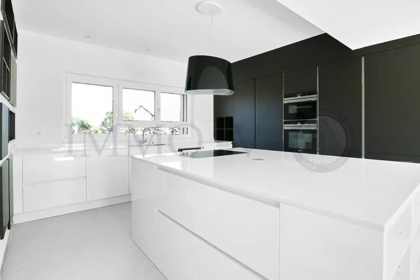 LUXURY PENTHOUSE WITH LARGE BALCONY TERRACE OF 117M2 - Photo 5 of 10
