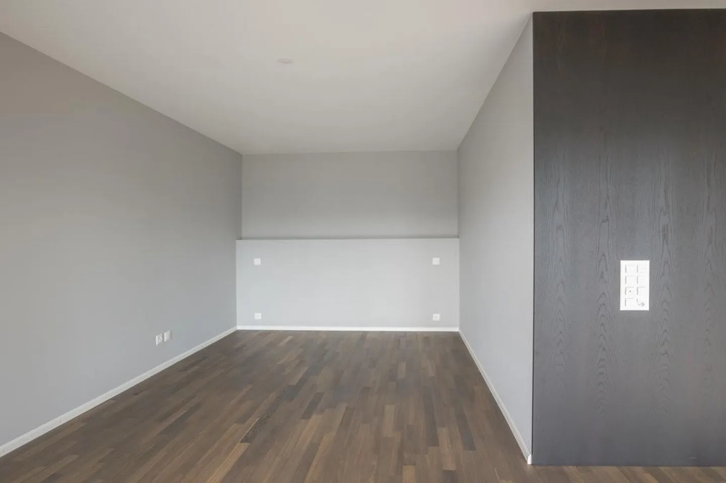 Attractive penthouse apartment with stunning views - Photo 6 of 11