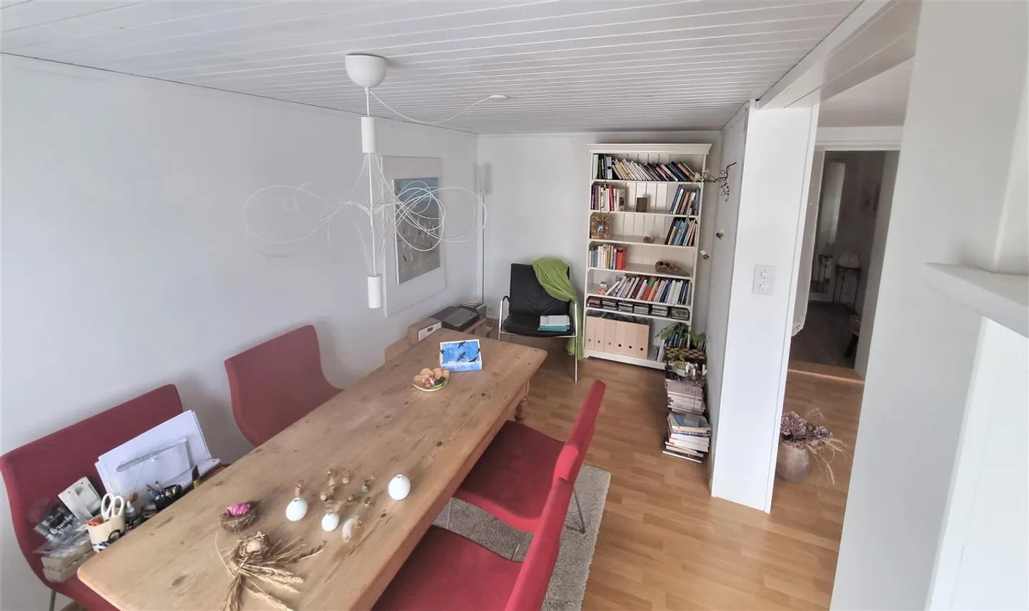 Cozy 3.5 Room Single Apartment in a Quiet Residential Area at Riethüsli - Photo 7 of 13