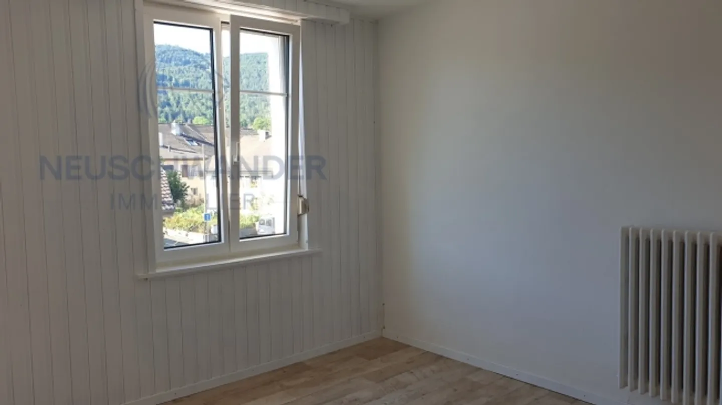 Ideally located in the heart of the village close to amenities - Photo 9 of 20