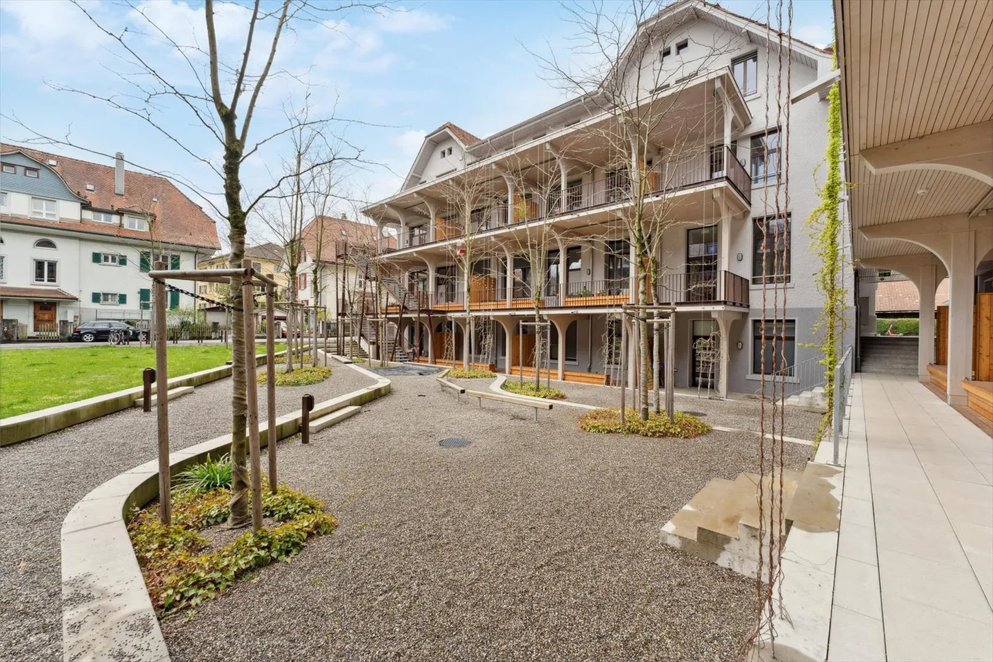 Inizio nella propria felicità - Foto 1 di 6