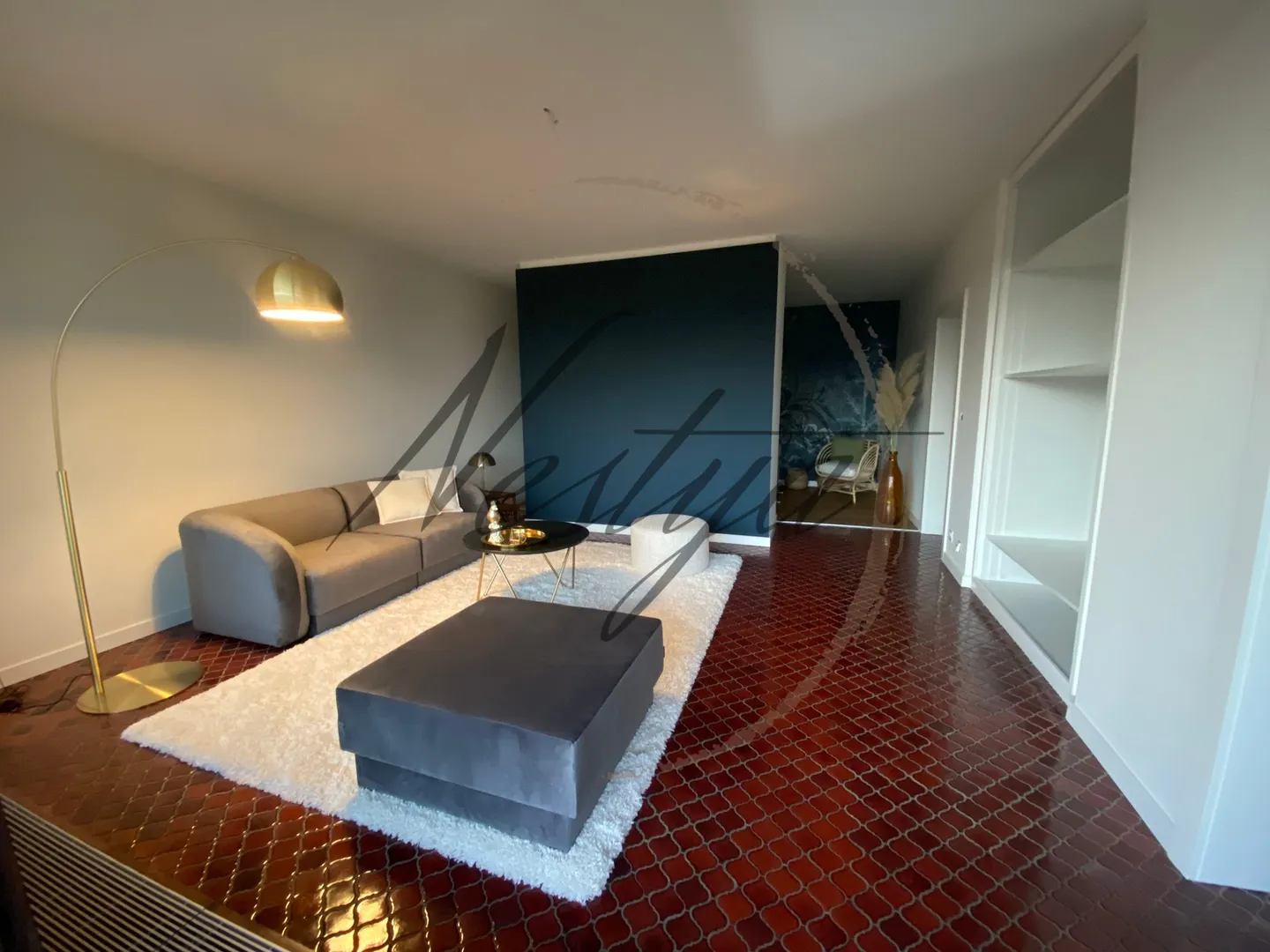 Charming 2-Room Apartment - Photo 3 of 10
