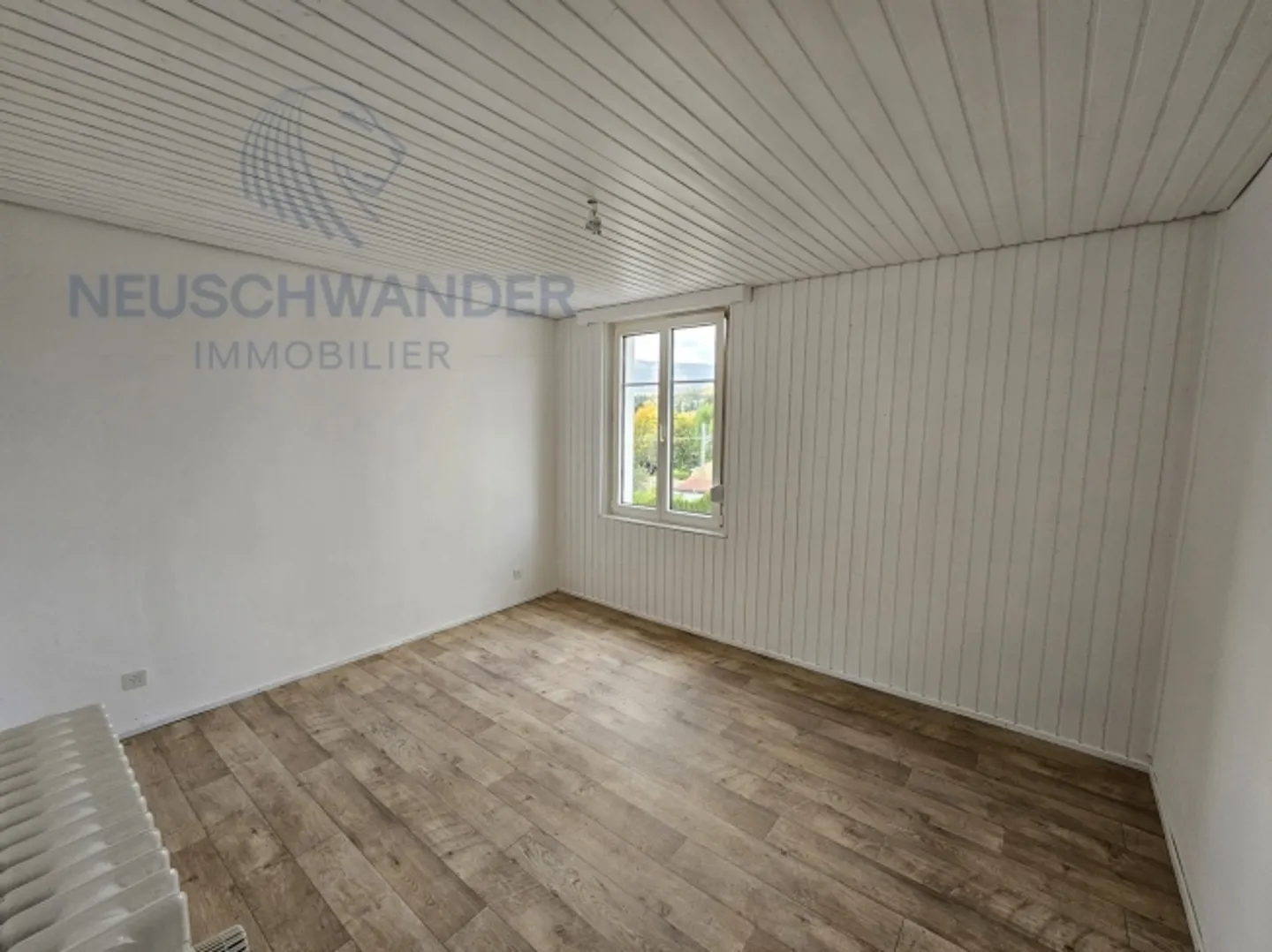 Ideally located in the heart of the village close to amenities - Photo 17 of 20