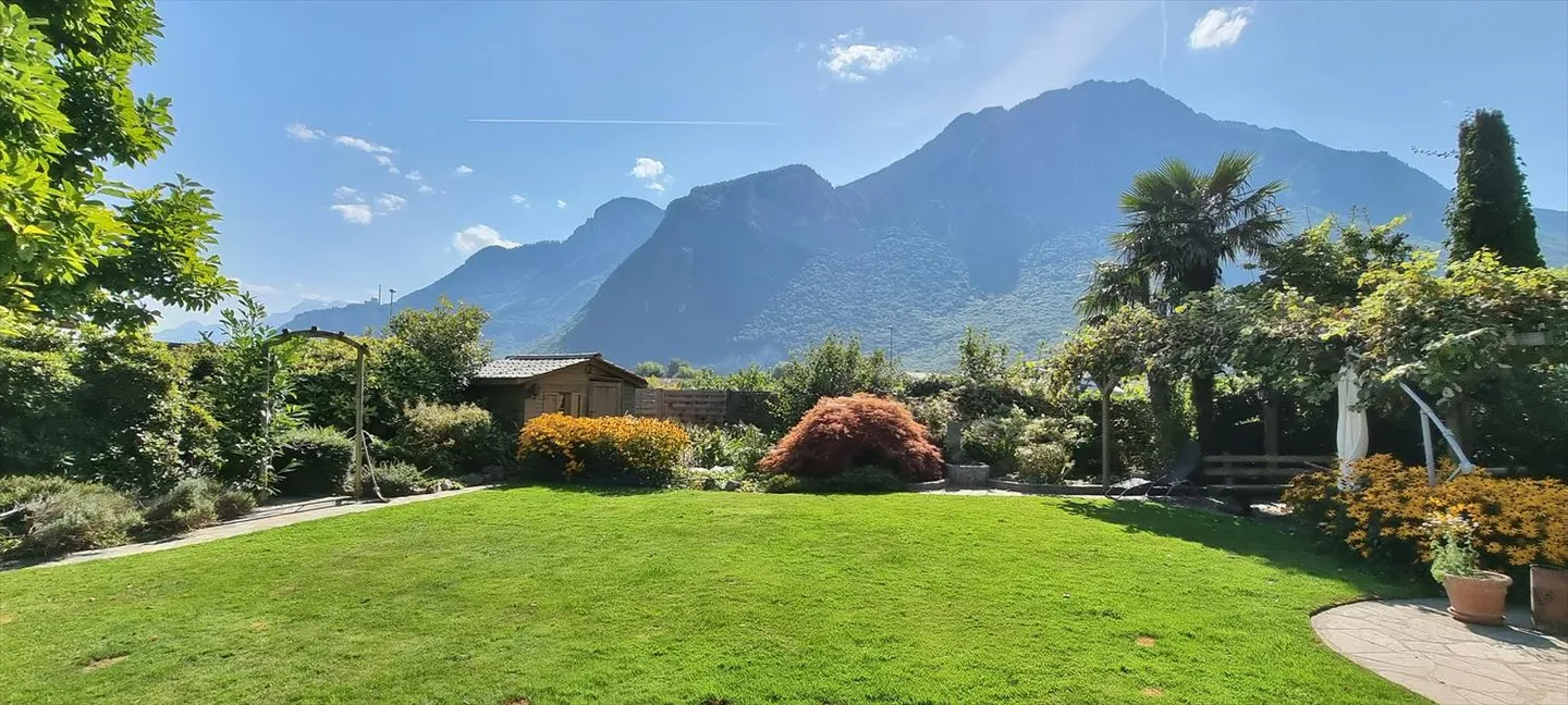 Villa 8,5 stanze - Foto 3 di 14