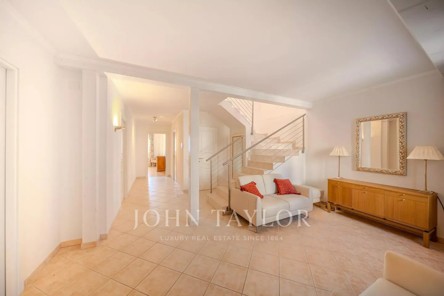 Appartement avec vue sur le lac au cœur de Montreux - Photo 2 sur 11