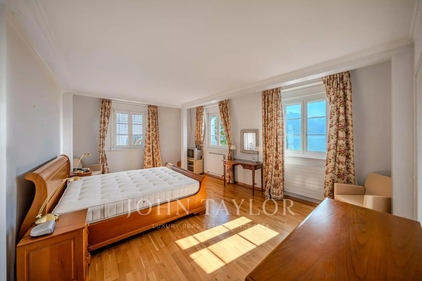 Appartement avec vue sur le lac au cœur de Montreux - Photo 4 sur 11