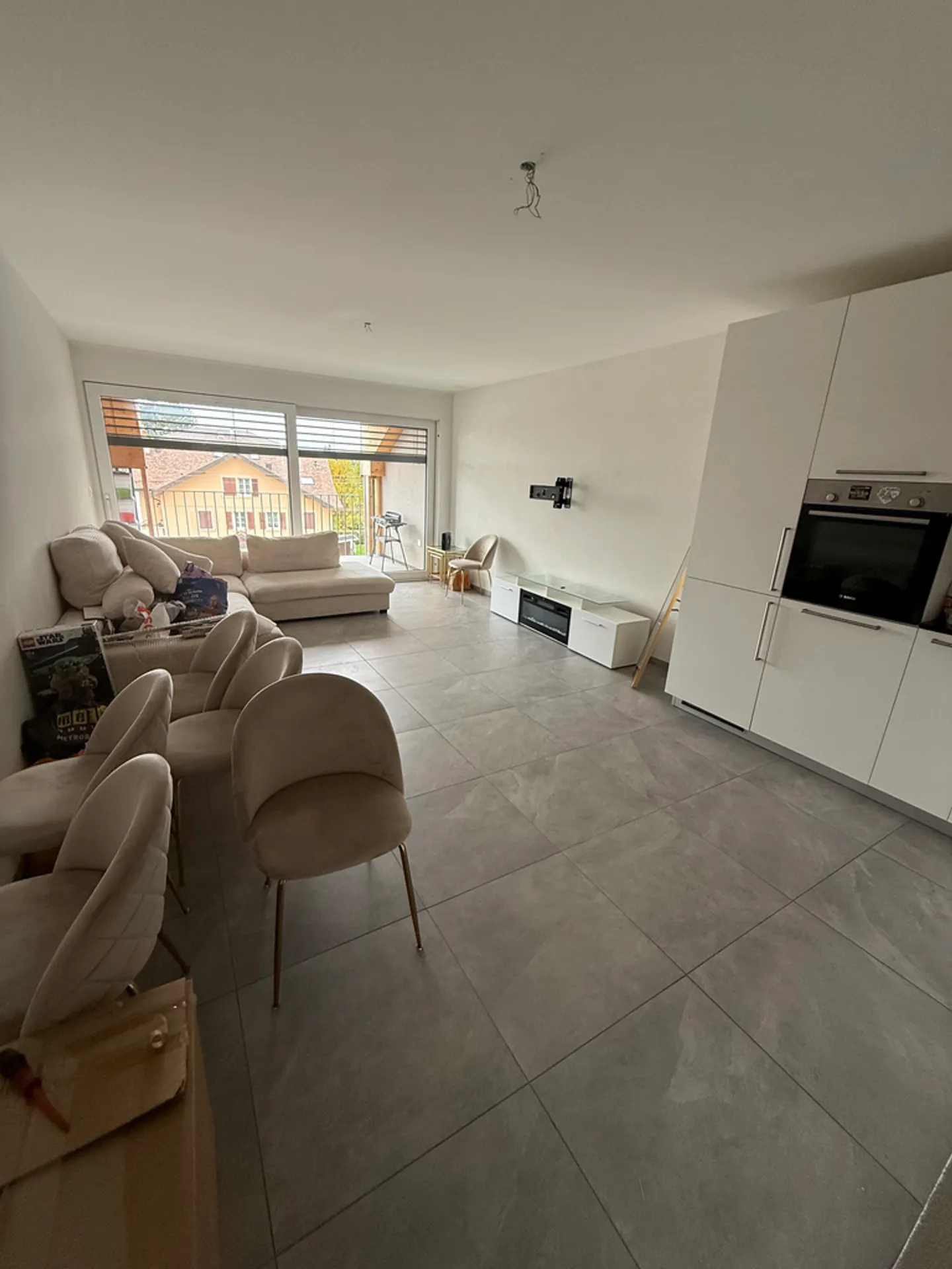 In affitto - Magnifico appartamento moderno di 3.5 stanze (costruito nel 2023) - Foto 1 di 8