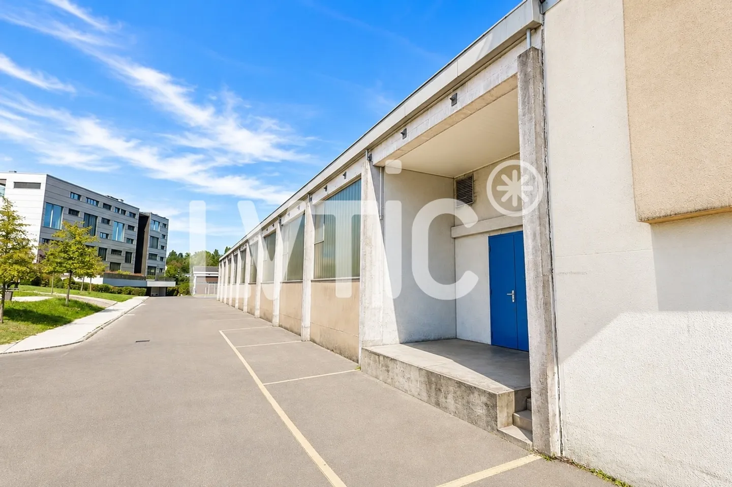 Capannone, deposito di 1240 m2 in affitto a Saint-Sulpice - Foto 4 di 7