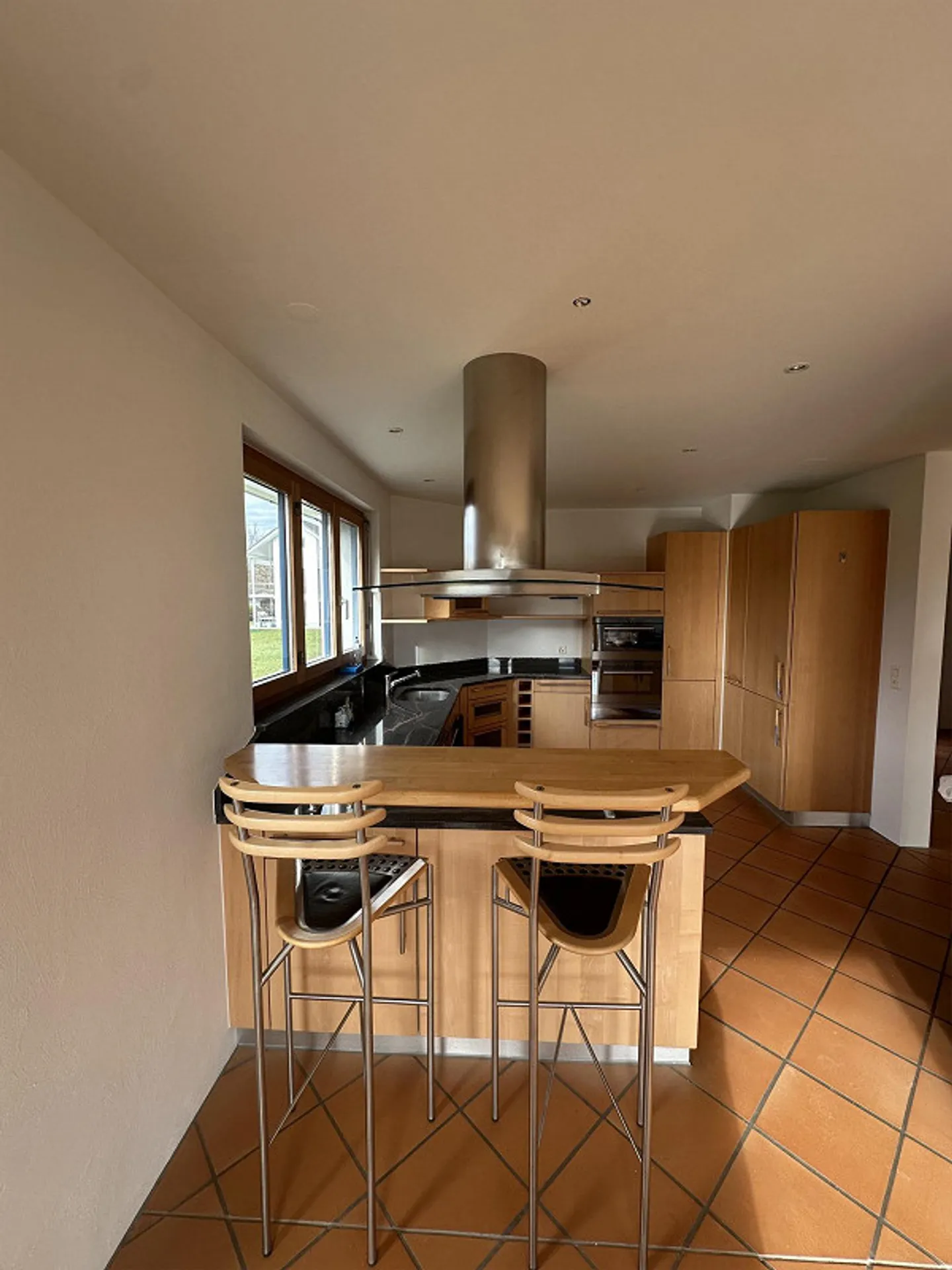 Incantevole casa bifamiliare di 4,5 stanze a Würenlingen - Foto 4 di 17