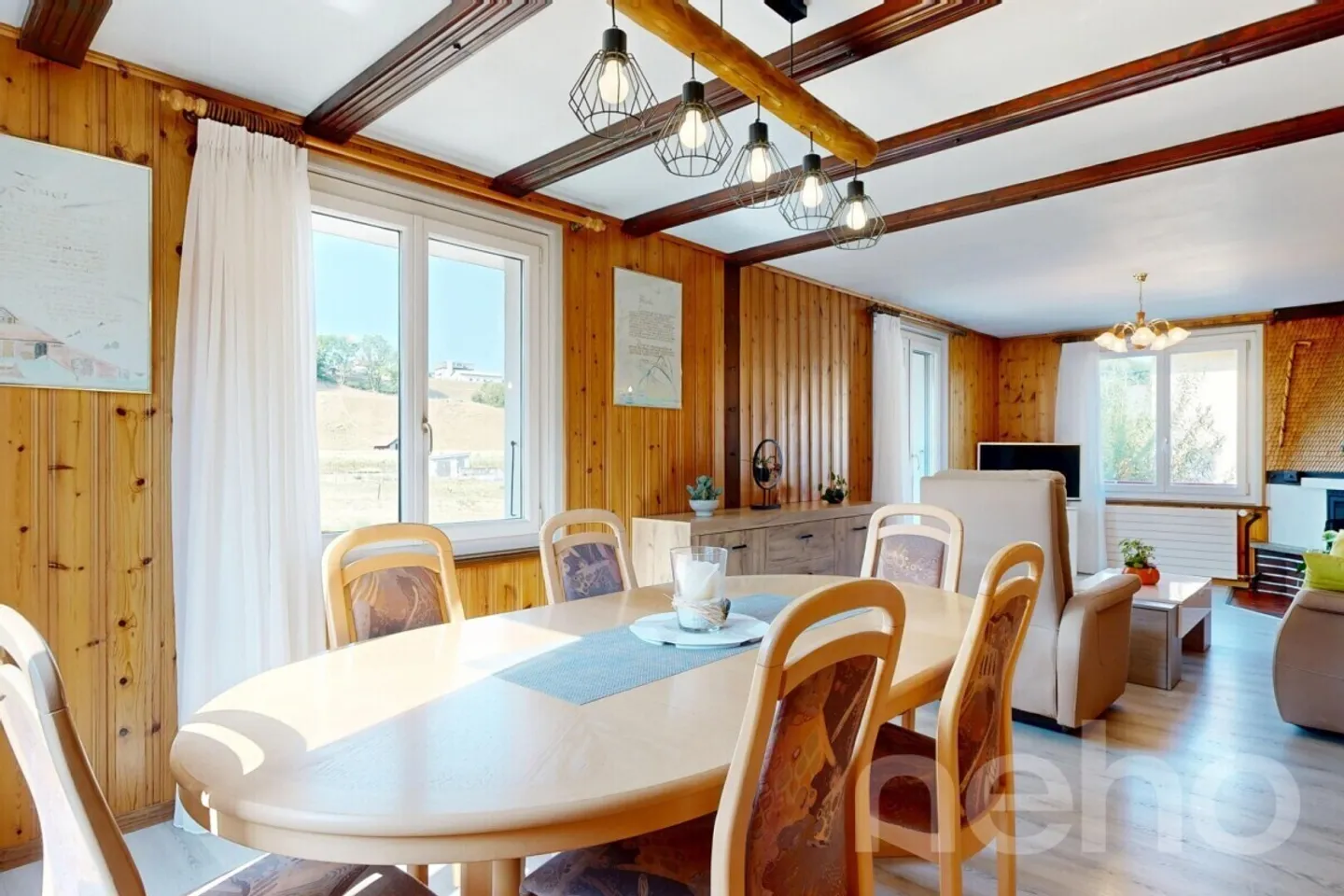 Multi-family house in Broc - 6.5 rooms and great potential - Photo 2 of 12