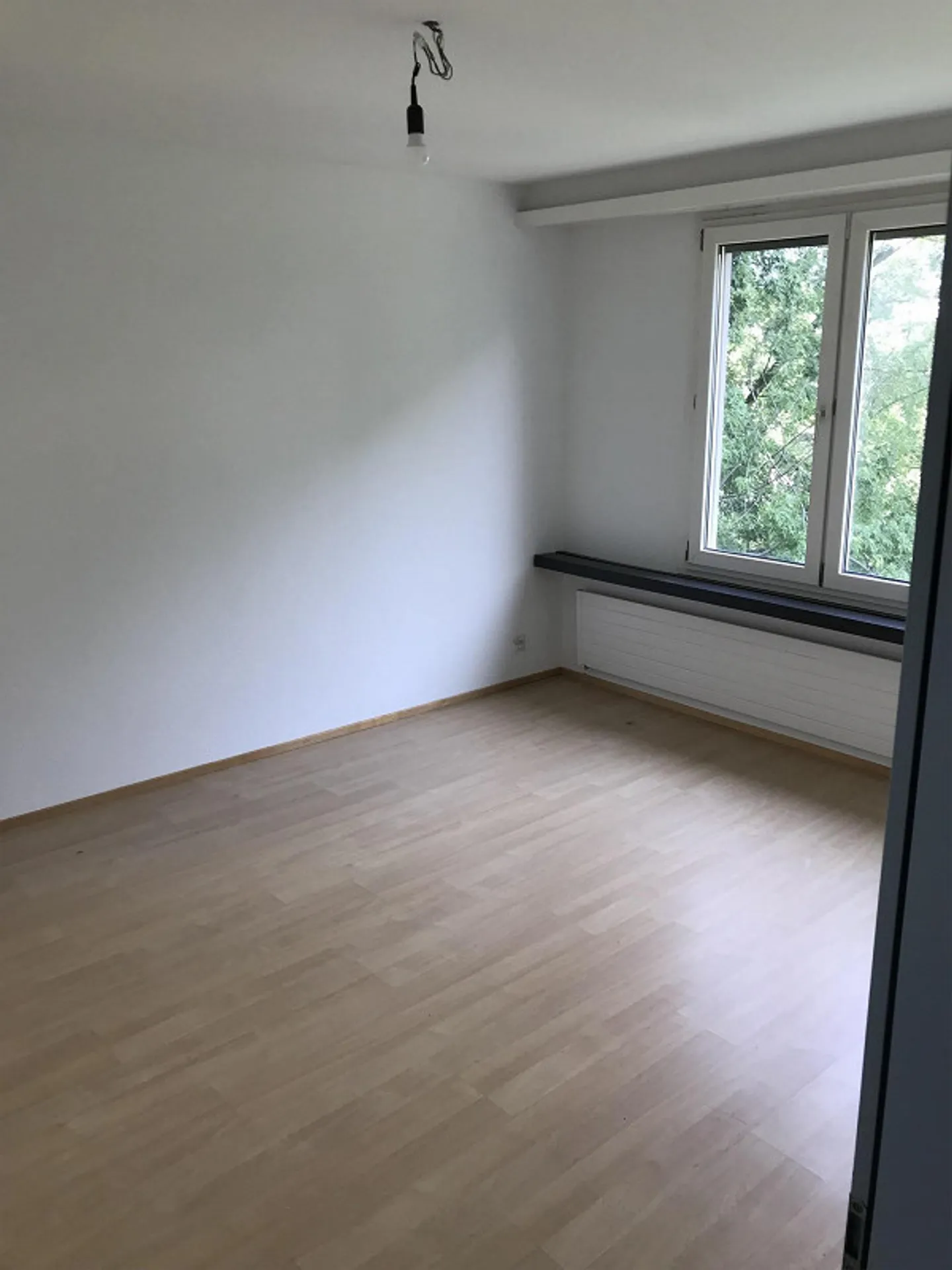 Large 5.5-room apartment for rent - Photo 12 of 16