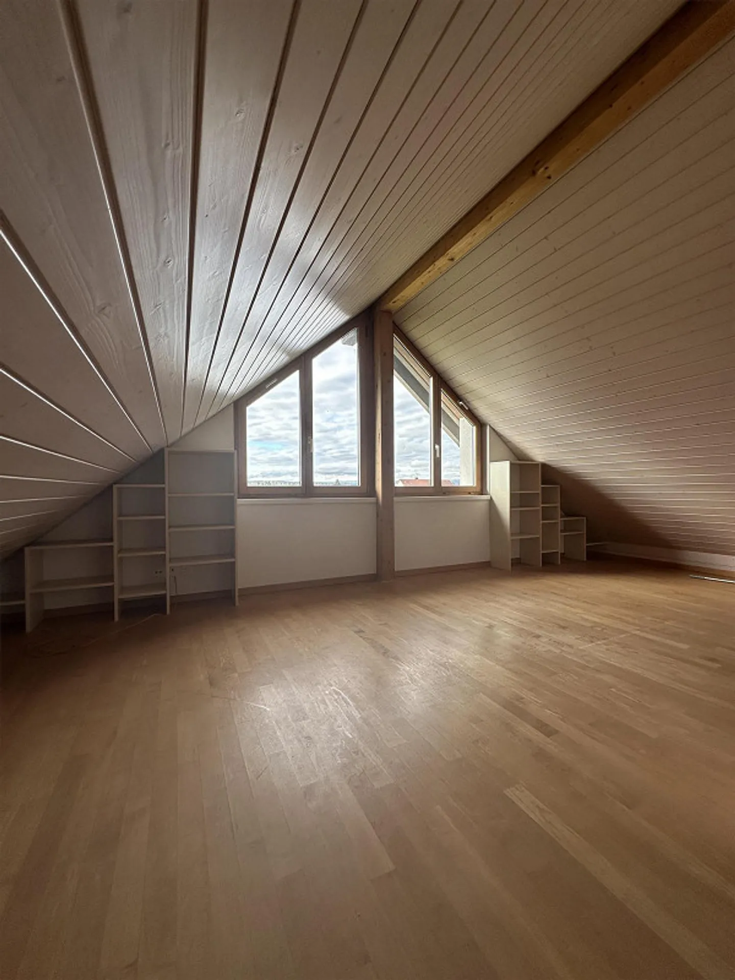 Incantevole casa bifamiliare di 4,5 stanze a Würenlingen - Foto 15 di 17