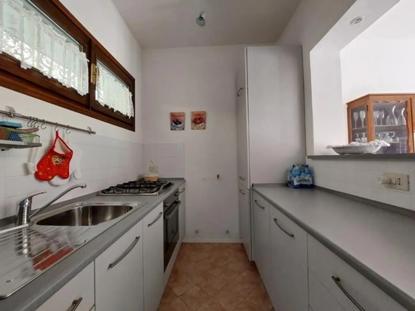 ITALIE - 5 km de la frontière suisse avec terrasse et garage 2,5 pièces - Photo 4 sur 10