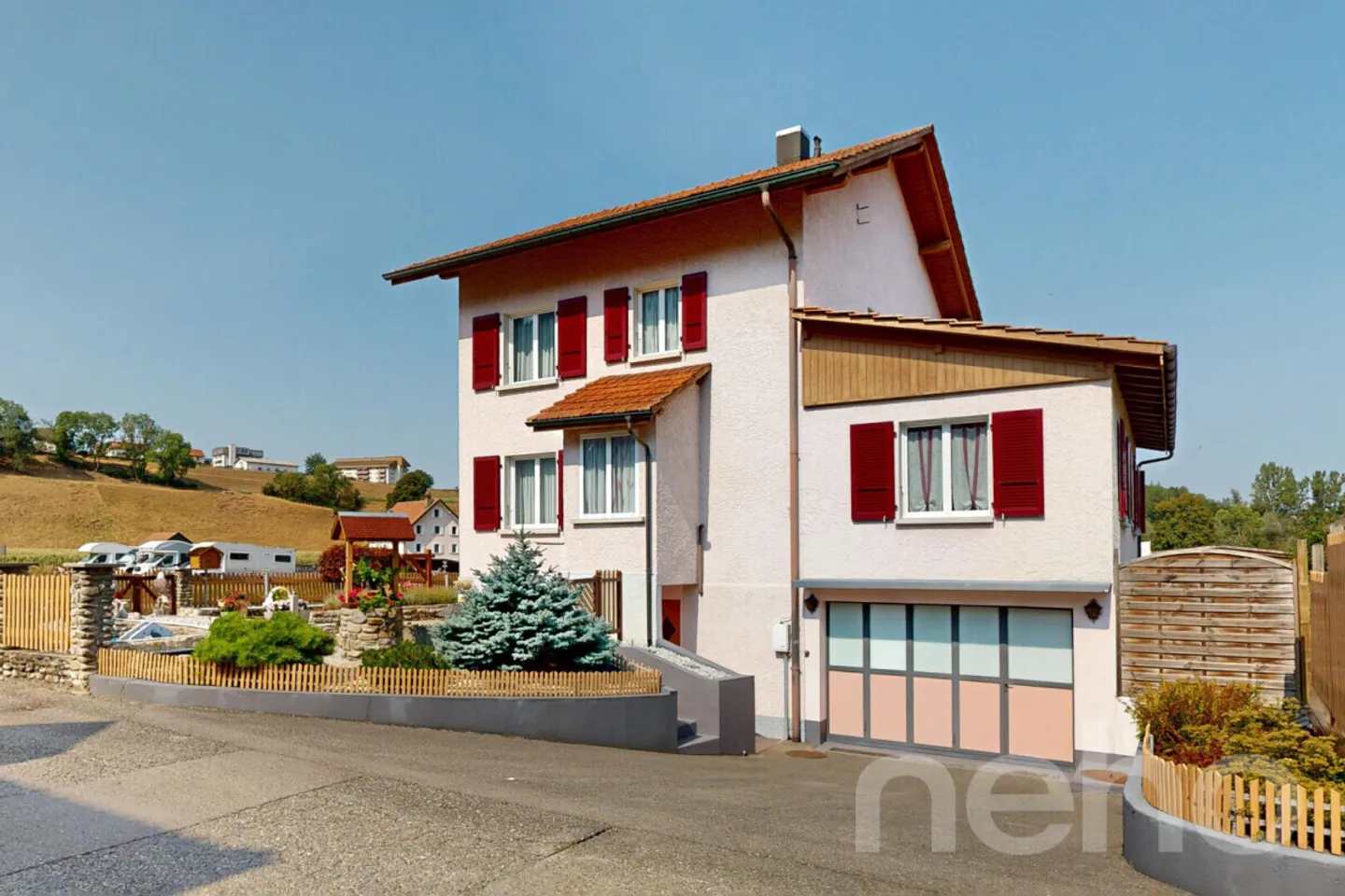Multi-family house in Broc - 6.5 rooms and great potential - Photo 11 of 12