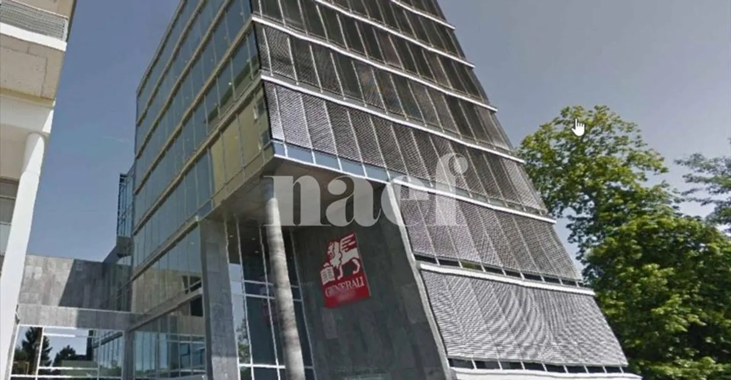 Office space for rent - Photo 3 of 3