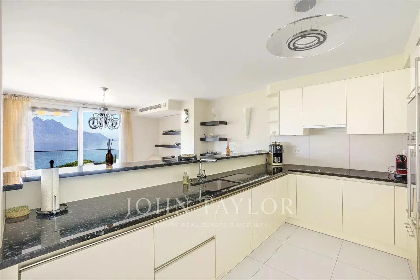 Appartamento di alta classe nel cuore di Montreux - Foto 4 di 9