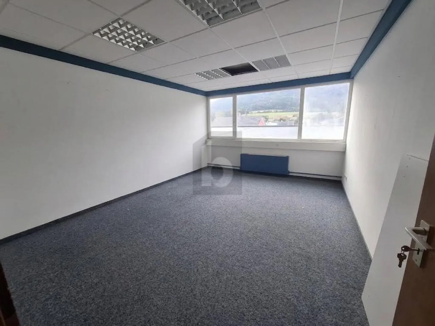 Espace de bureau spacieux à Bassecourt - Photo 5 sur 6