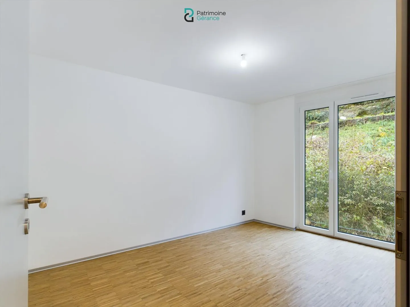 Neue 3.5-Zimmer-Wohnung mit großem Balkon - Foto 4 von 11