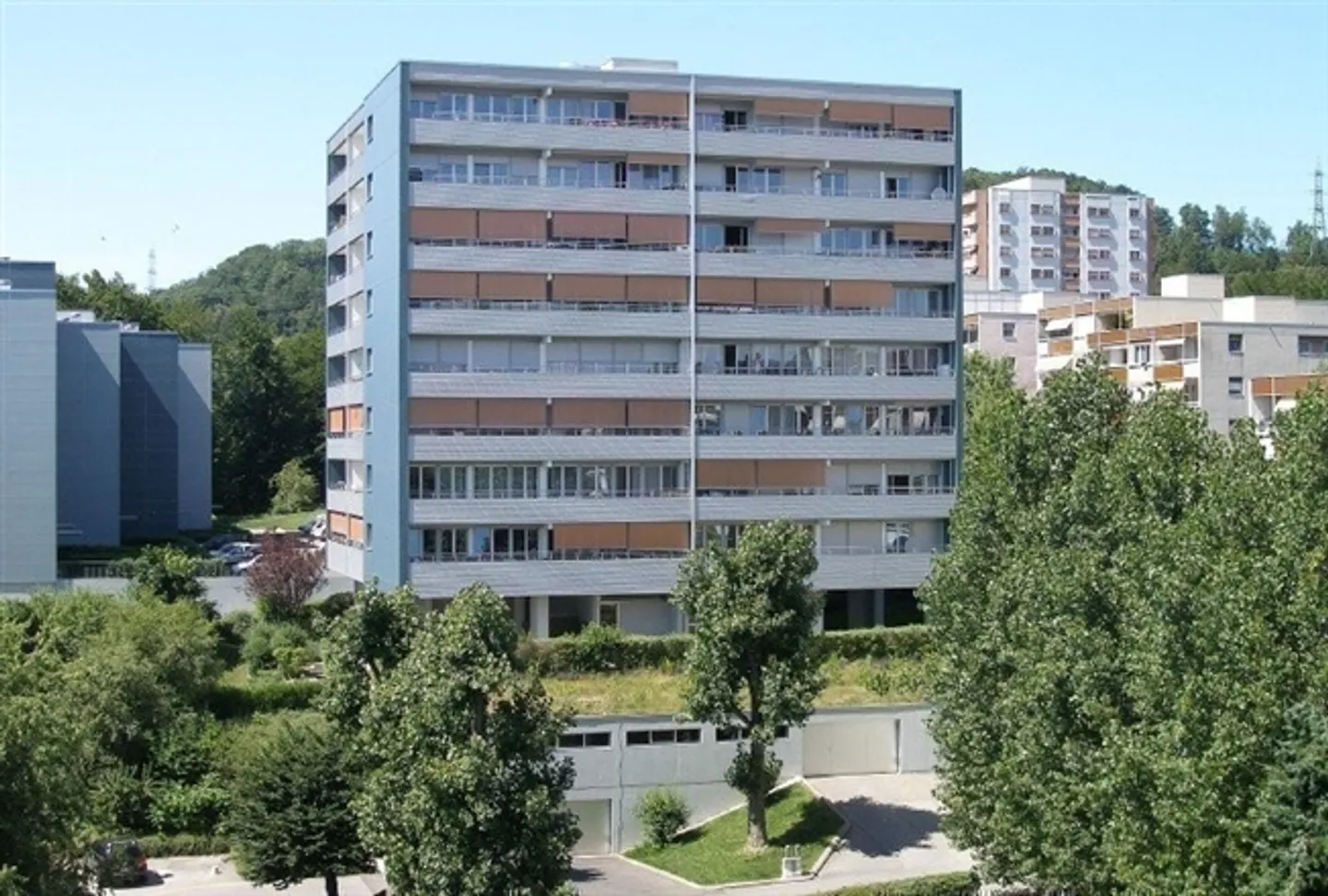 Stai cercando un parcheggio interno vicino al Chuv e all'autostrada? - Foto 1 di 2
