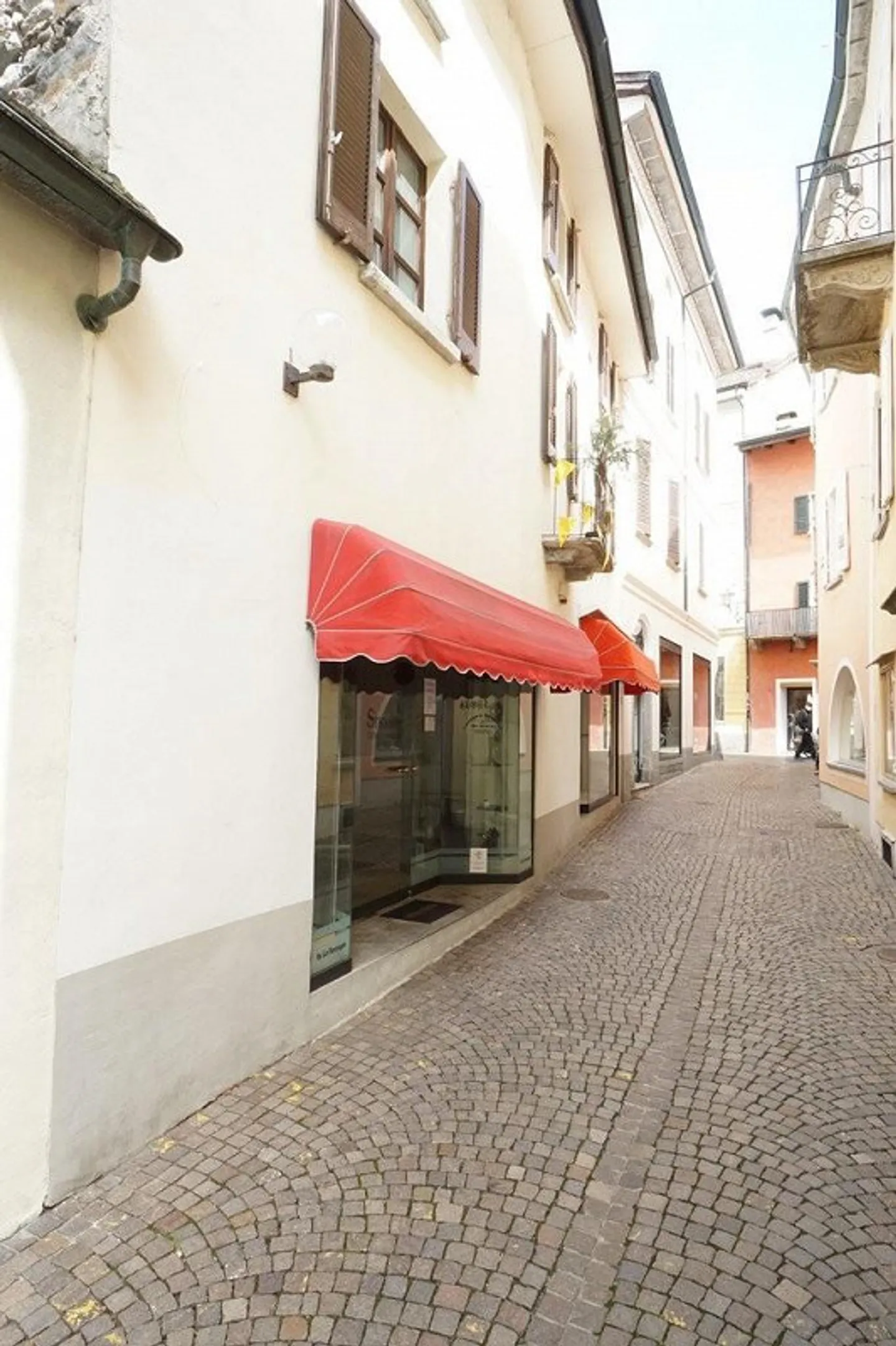 Ladenlokal in Patrizierhaus - auch als Büro zu vermieten - Foto 2 von 7
