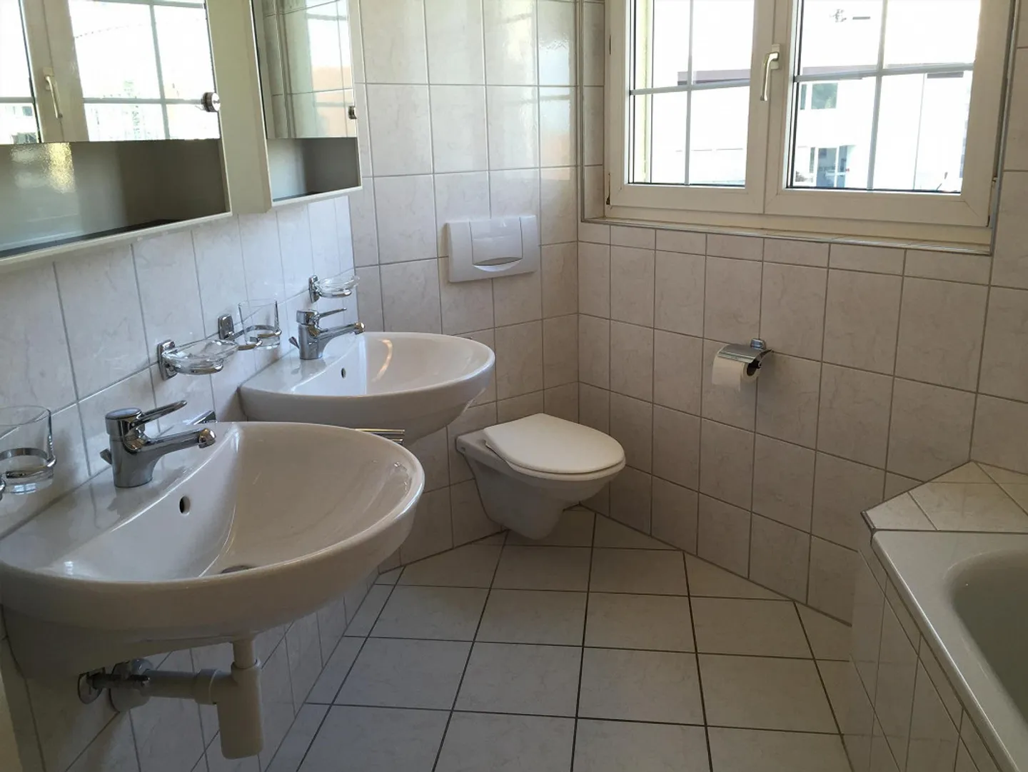 Appartement ensoleillé de 4,5 pièces avec grand balcon près du lac de Constance - Photo 8 sur 11