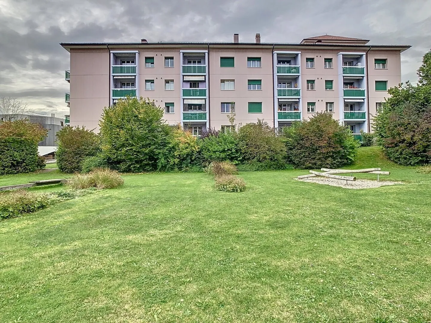 «Prächtige 3-Zimmer-Wohnung in der Nähe aller Annehmlichkeiten» - Foto 2 von 3