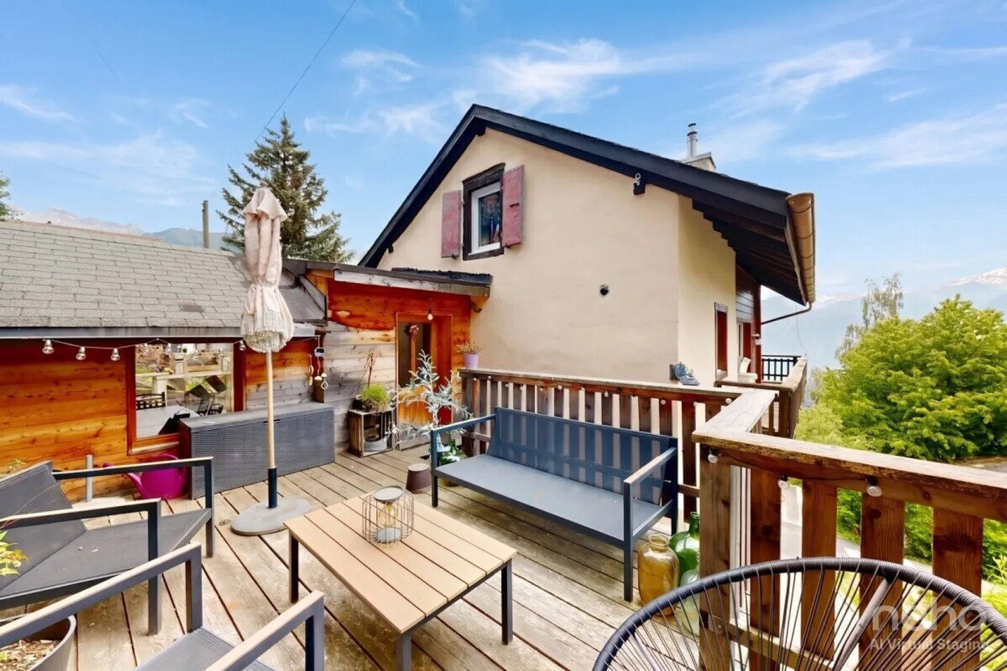 Salvan : Maison individuelle rénovée avec potentiel de rendement - Photo 2 sur 12