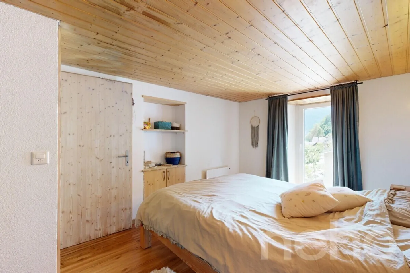 Salvan : Maison individuelle rénovée avec potentiel de rendement - Photo 7 sur 12